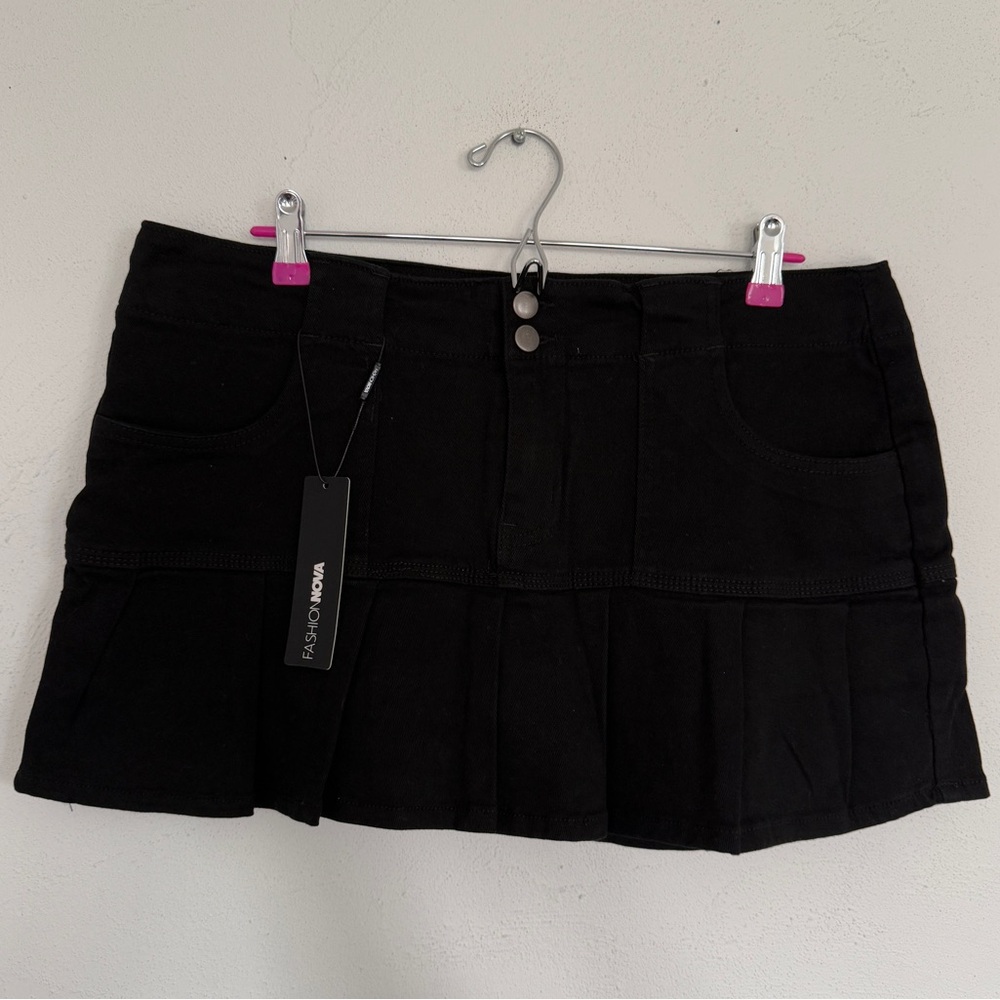 XLarge Fashion Nova Black Mini Denim Skirt